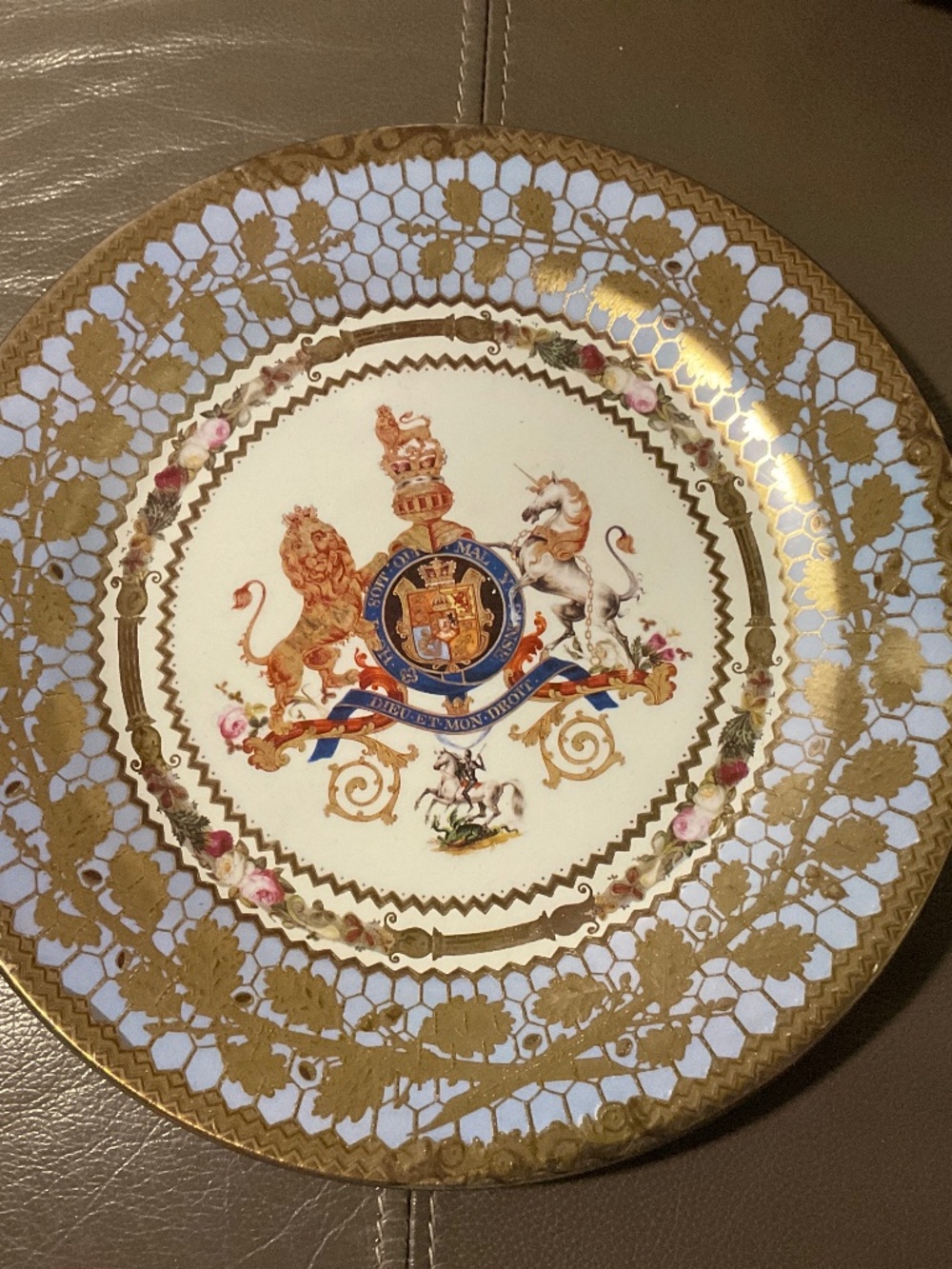 Vintage 2001 Rockingham Decorative Plate Commemorative Queen